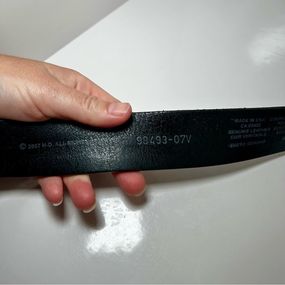 ✨✨SOLD✨✨Harley-Davidson Men’s Black Leather Belt with Harley Silver Buckle - Picture 7 of 8